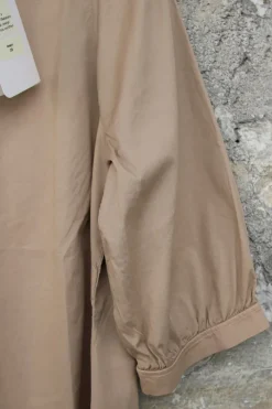 by basics Bluse 13005 in desert/caramel mit Puffärmeln - Baumwolle & Elasthan