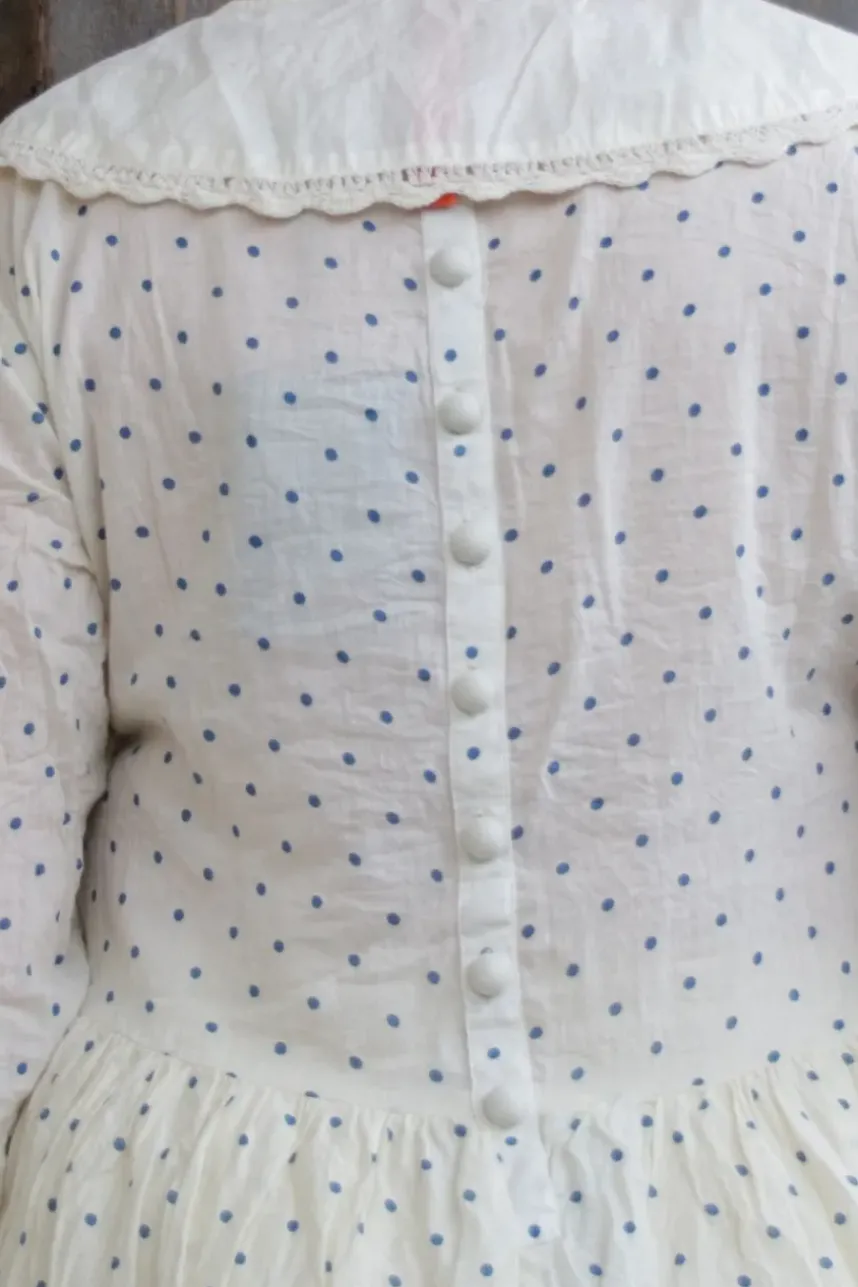 Ewa i Walla Kleid 55834 GERTRUD in cremeweiss mit blauen Punkten (blue) - luftiger Voile