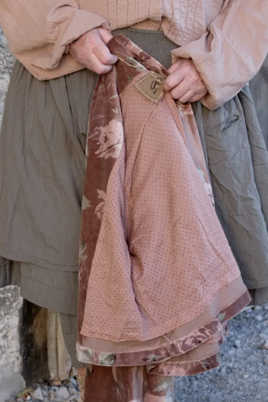 Les Ours Jacke BEGONIA im dunklen altrosa mit Flowerprint - kuscheliger Samt