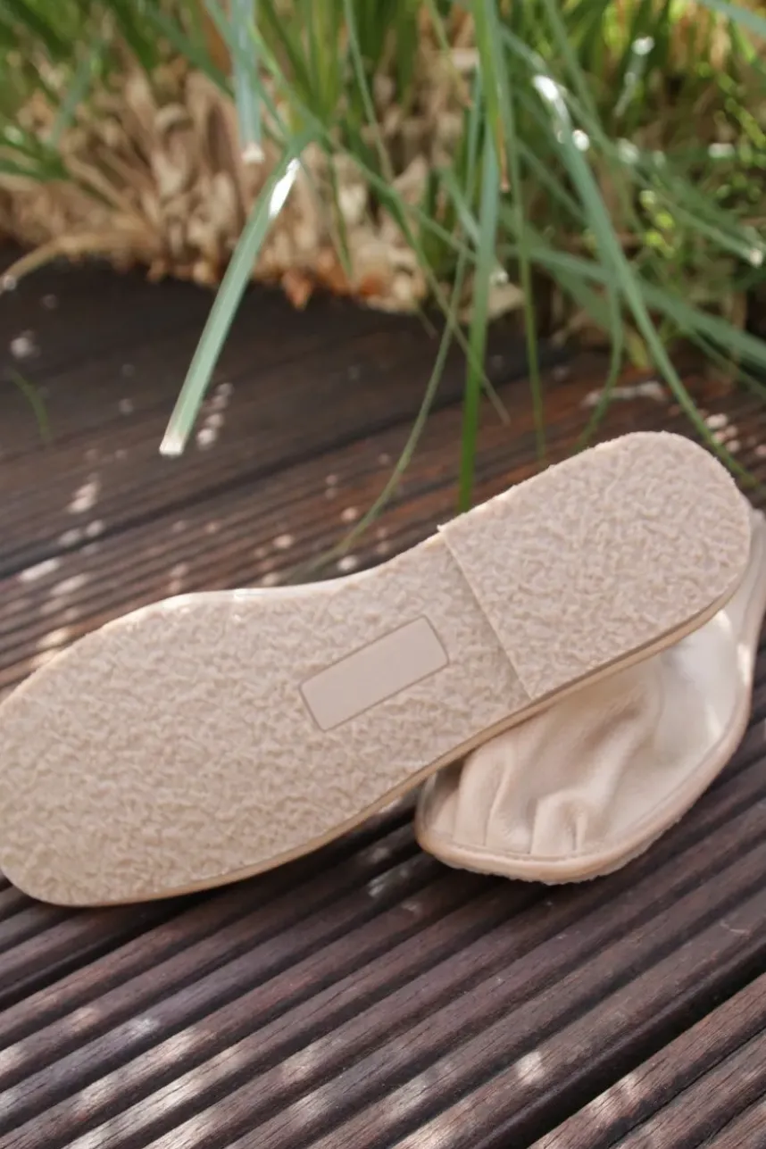 Lofina süßer Ballerina 2340 in hellbraun mit Rundumgummi - recyceltes Leder